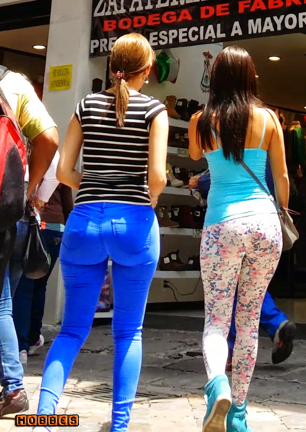 Sexy Girls On The Street Girls In Jeans Spandex And
