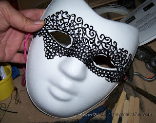 3D pen ideas: 3D pen Halloween or Mardi Gras mask