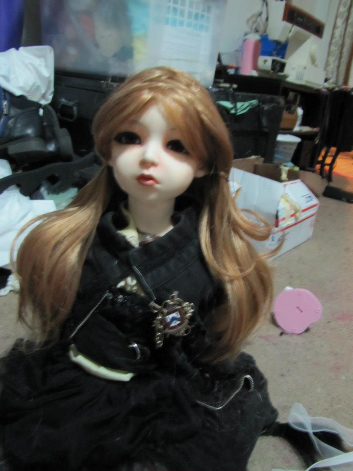 The Clockwork Seamstress Tutorials: Floating weft wig for Dollmore Lusion