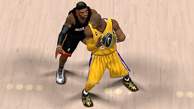 NBA 2K13 Nike (Gold & Black) Ball Patch