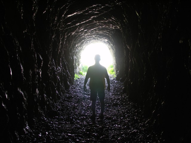 le_tunnel_v2.jpg