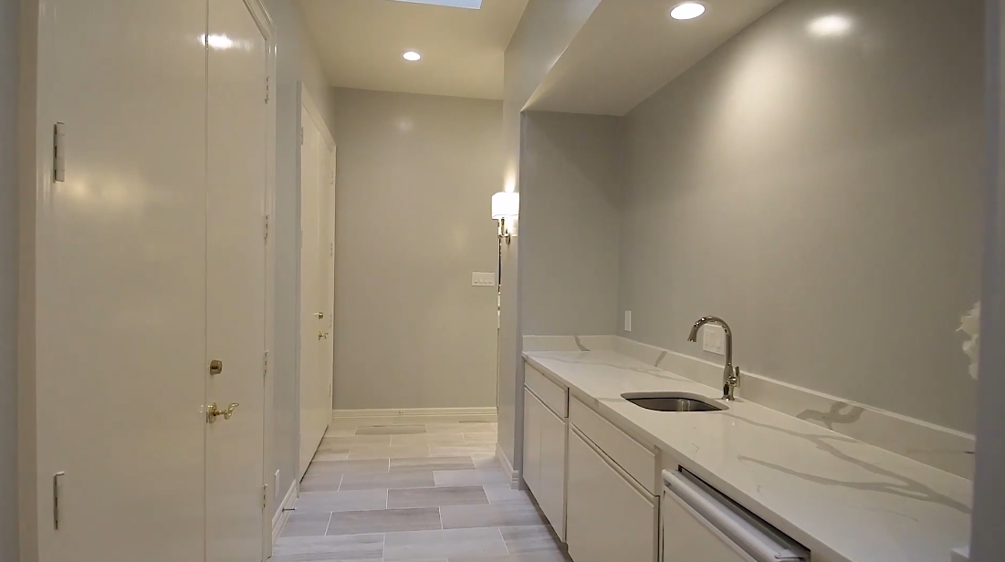 19 Interior Design Photos vs. Tour 1 Dartford Ln, San Antonio, TX