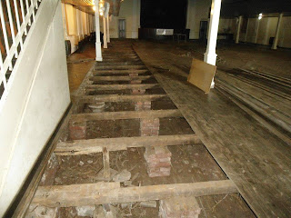 FM LIBERTAD 107.5: Cambio del piso del Complejo Cultural Centenario