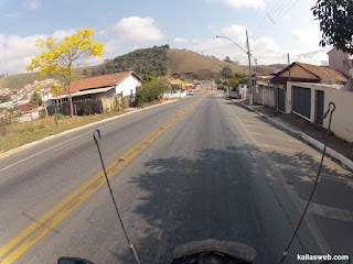 Passando por Piranguinho/MG. Capital nacional do pé-de-moleque.