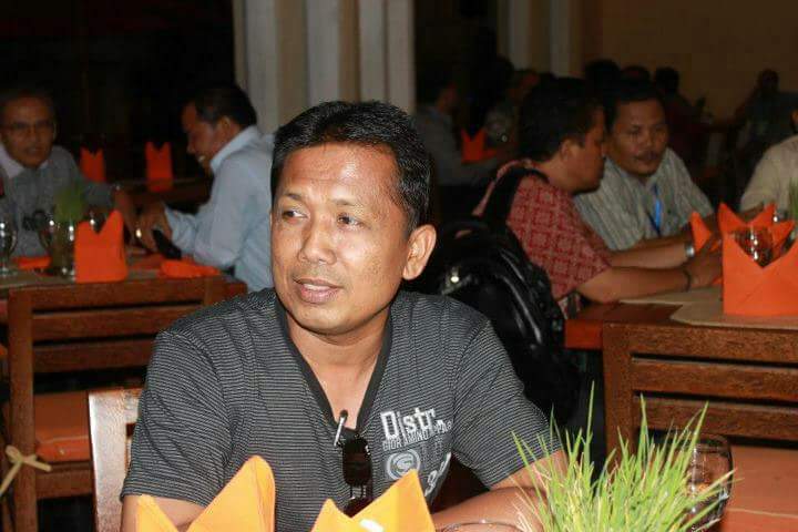 Mengenal Effendi Rasyid Dosen Politeknik Negeri Padang Yang Tak