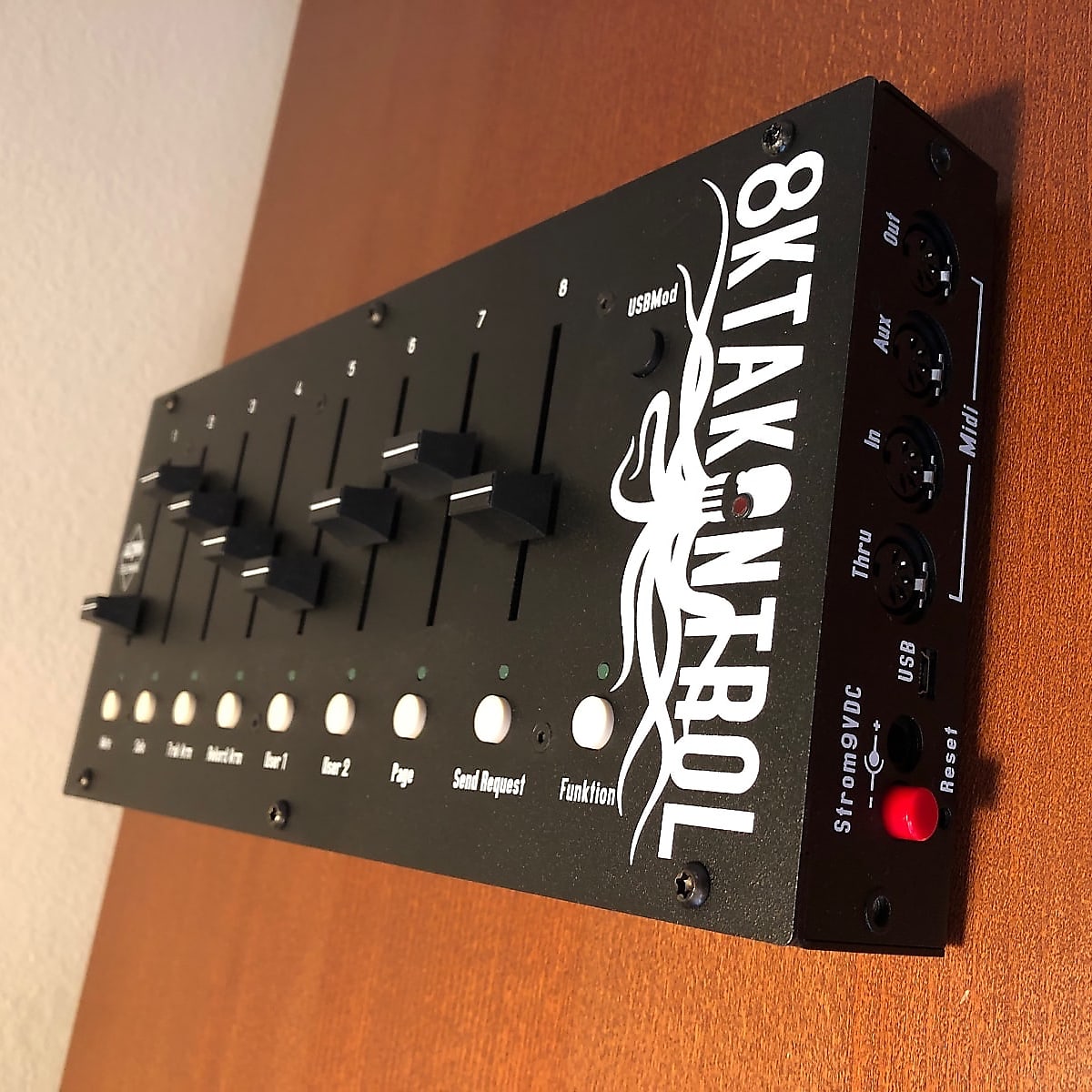 MATRIXSYNTH OktaKontrol / 8ktaKontrol fader controller for Octatrack