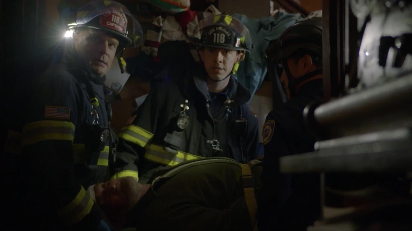 911 служба спасения лос анджелес сериал. 911 служба спасения сериал 3 сезон. 911 служба спасения лос анджелес сериал. 911 служба спасения сериал 5 сезон. 911 служба спасения сериал 6 сезон.