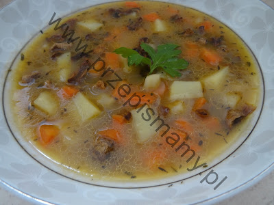 Zupa z suszonych grzybów
