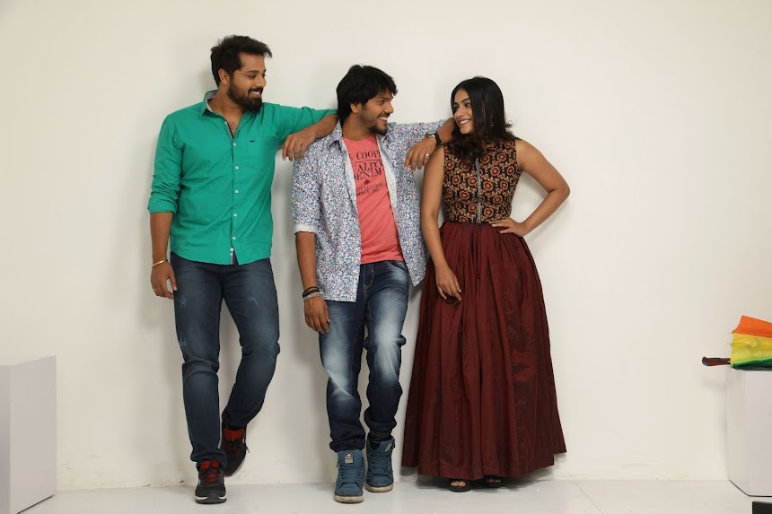 Punarnavi Bhupalam in Enduko Emo