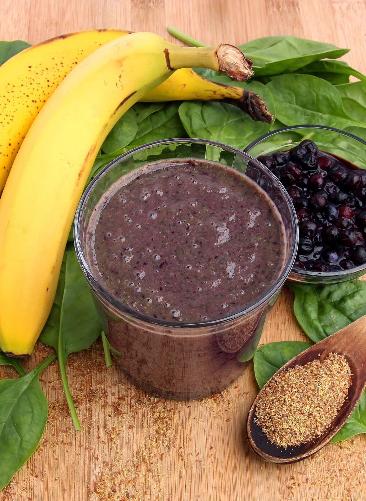 Passionately Raw! Blueberry Banana Spinach Smoothie
