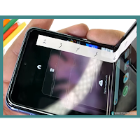 [VIDEO] The Samsung Galaxy Z Flip screen isn't made of glass after all!