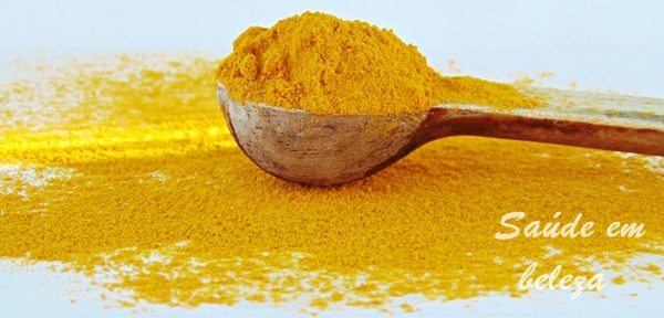 Benefícios do açafrão da Índia na saúde