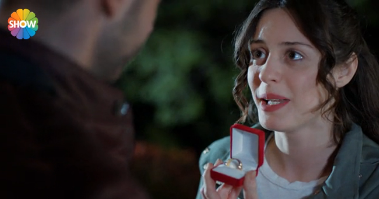 Dizi izle, fragman izle: İlişki Durumu Karışık 40. bölüm fragman yorum