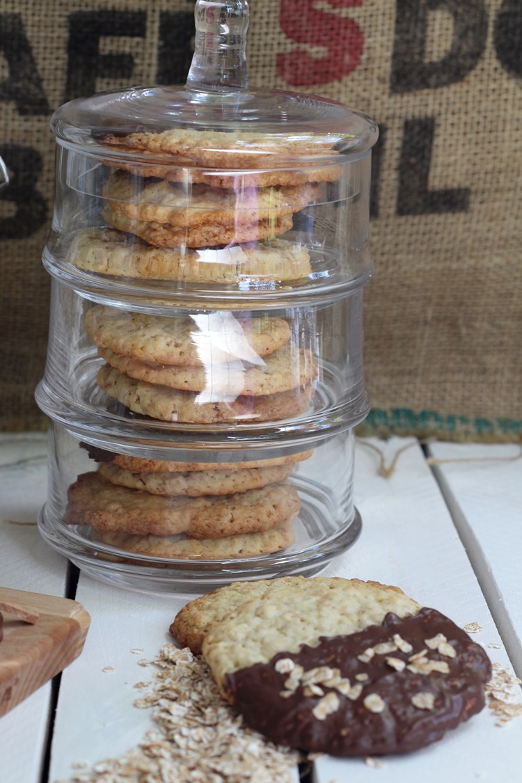 Schnelle Haferkekse mit Schokoladen-Kaffee-Guss - Biskuitwerkstatt