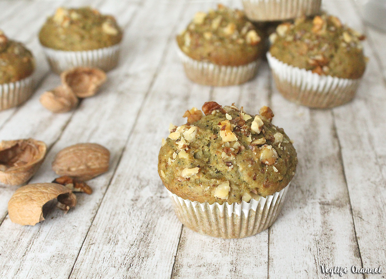 Muffins con noci e spirulina Vegan, senza olio Veglife Channel