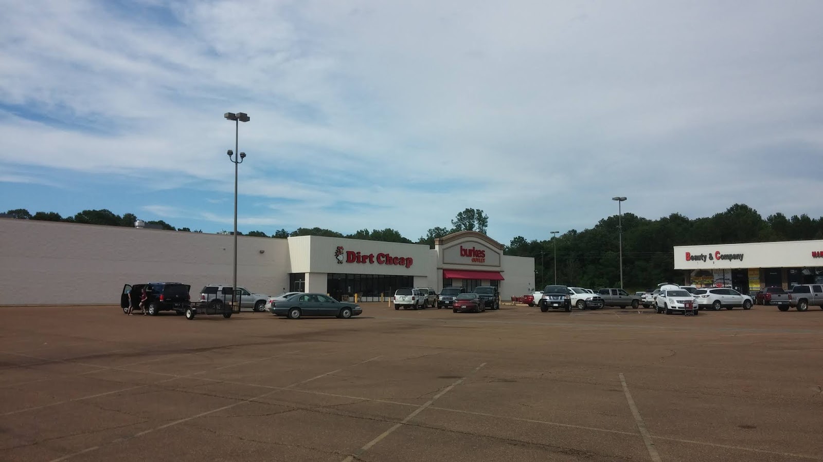 The MidSouth Retail Blog Dirt Cheap (Former WalMart), Batesville, MS