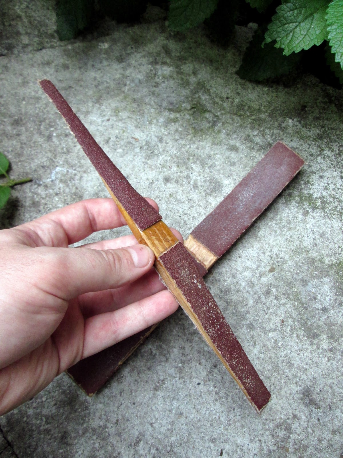 Палочка для самообороны куботан. Приспособа для сварки. Арбалет деревянный. Как изготовить c. Арбалет своими руками.