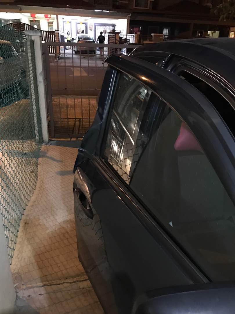 KOS PINTU KERETA SAGA BENGKOK Liyliz Yusof