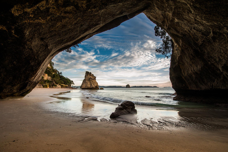 8 Things You Have to Do in New Zealand - Cathedral Cove