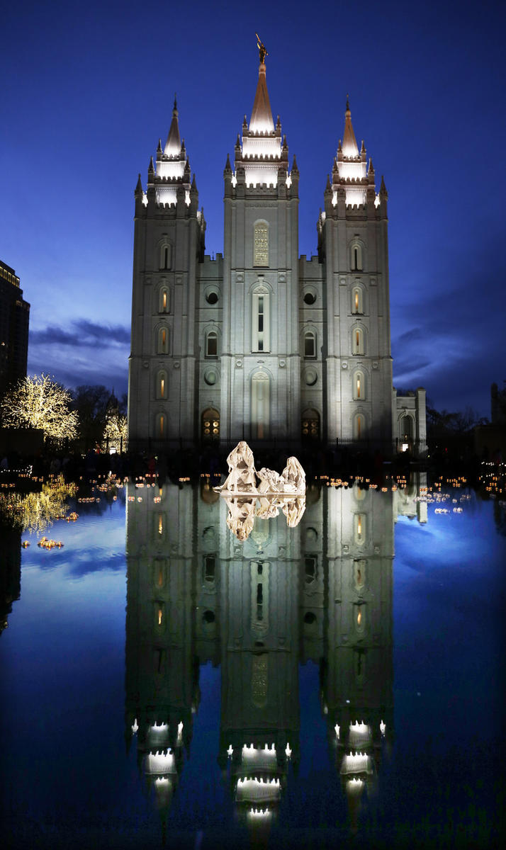 Se Encendieron la Luces en la Manzana del Templo - SantosdeSion.org