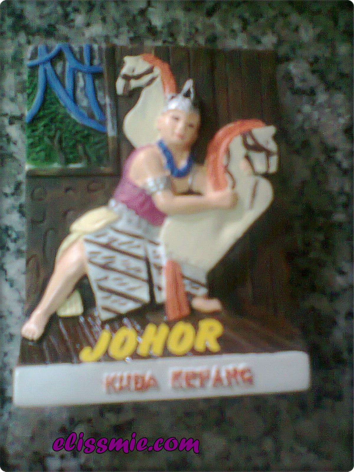 Koleksi Fridge dari Johor, hadiah dari hubby ) Programmer by