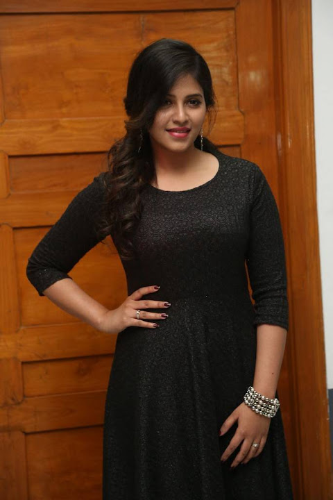 Anjali at Chitrangada Movie Success Meet