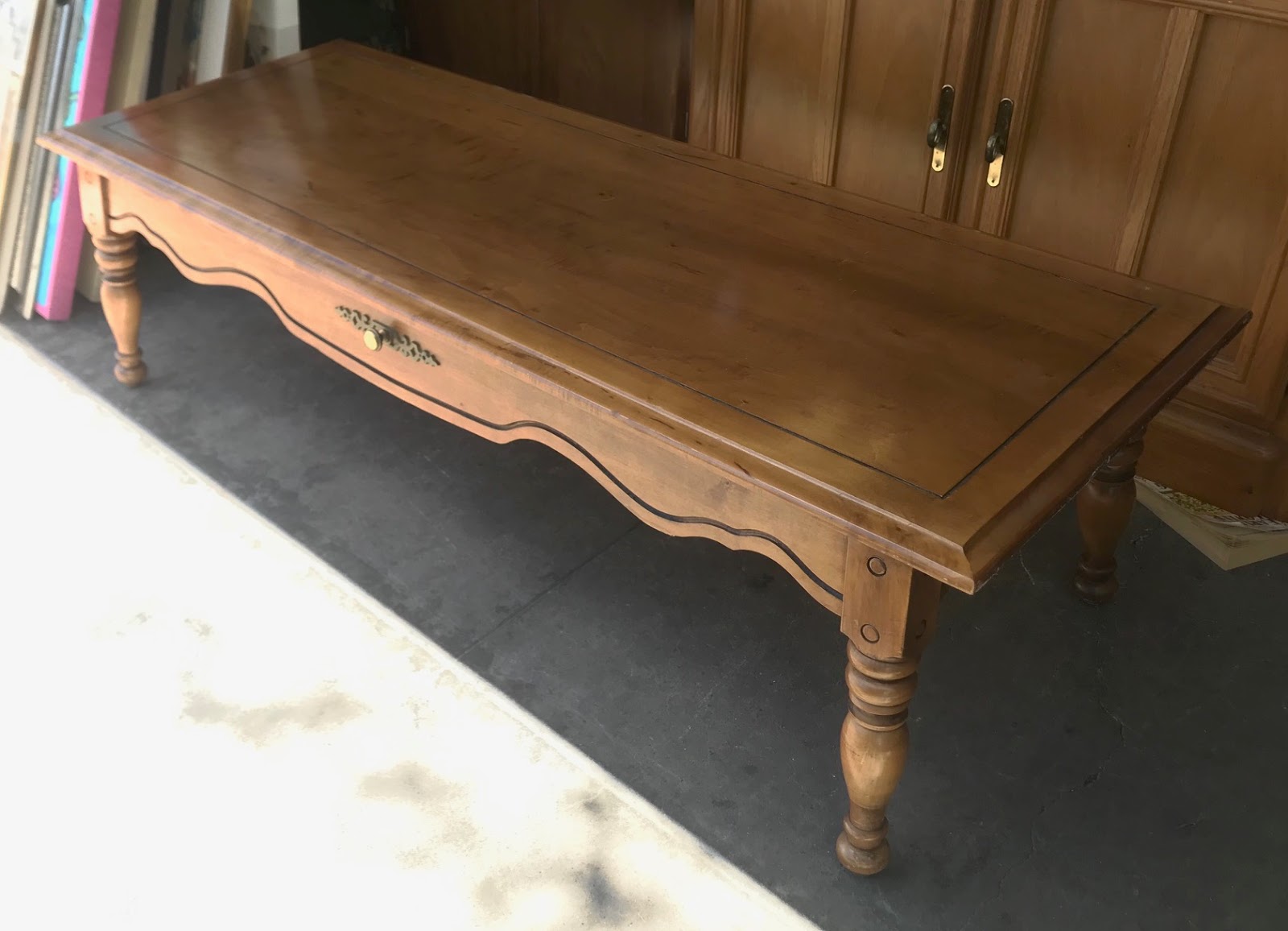 UHURU FURNITURE & COLLECTIBLES SOLD 26799 Colonial Style Maple 52” x