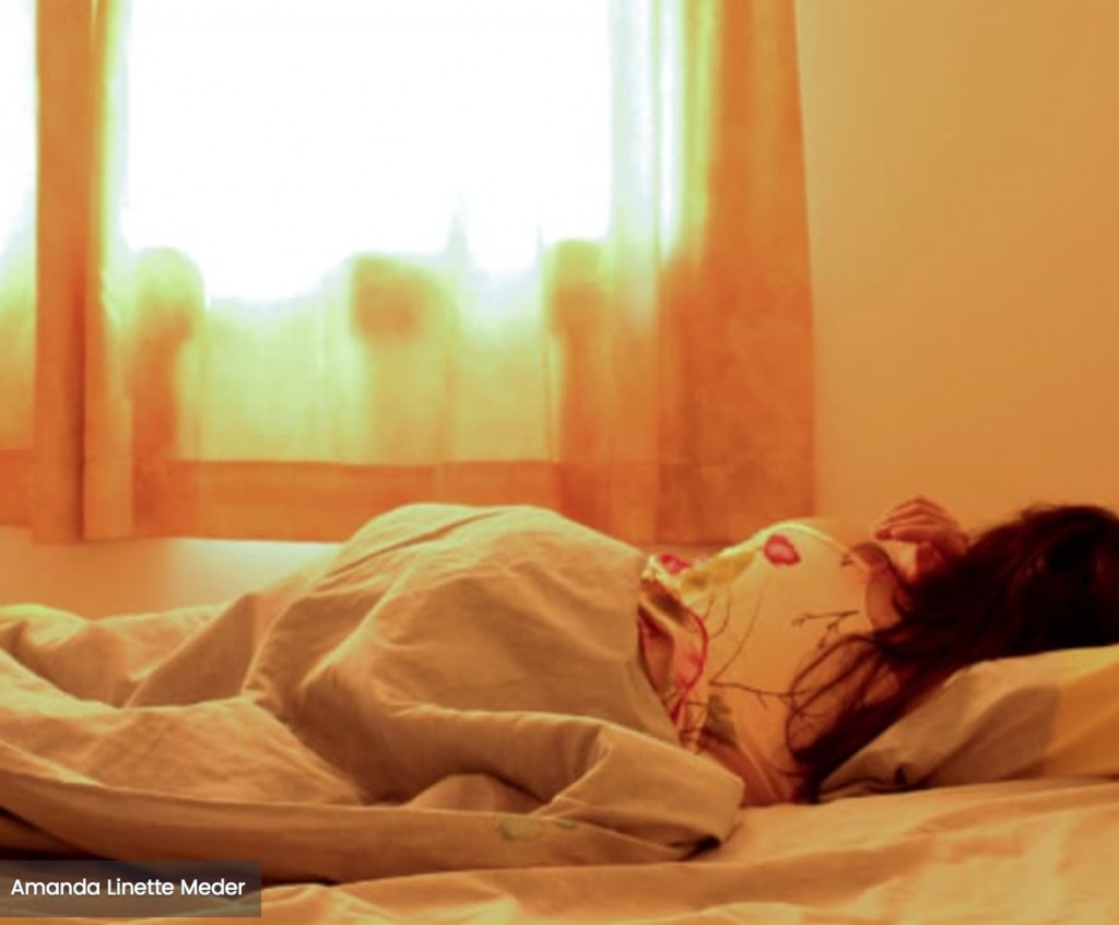 The most important thing to remember about noticing the signs is the vividness of the dream. - Signs Your Deceased Loved One Is Still Nearby. The most important thing to remember about noticing the signs is the vividness of the dream. - Signs Your Deceased Loved One Is Still Nearby.