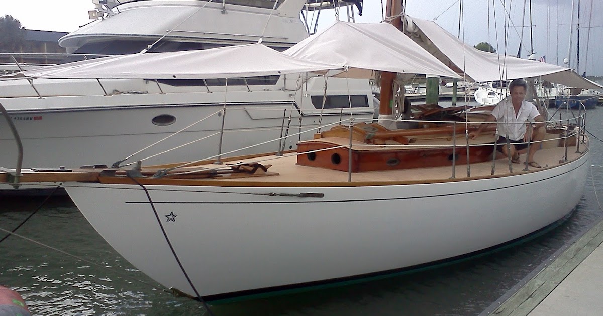 Varnish Teak The Ten Commandments of Varnishing Brightwork On Yachts