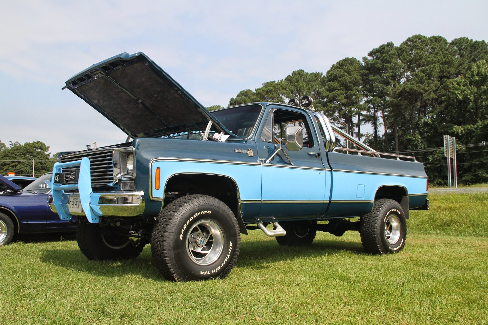 The Public Eye Successful Car Show Saturday in City