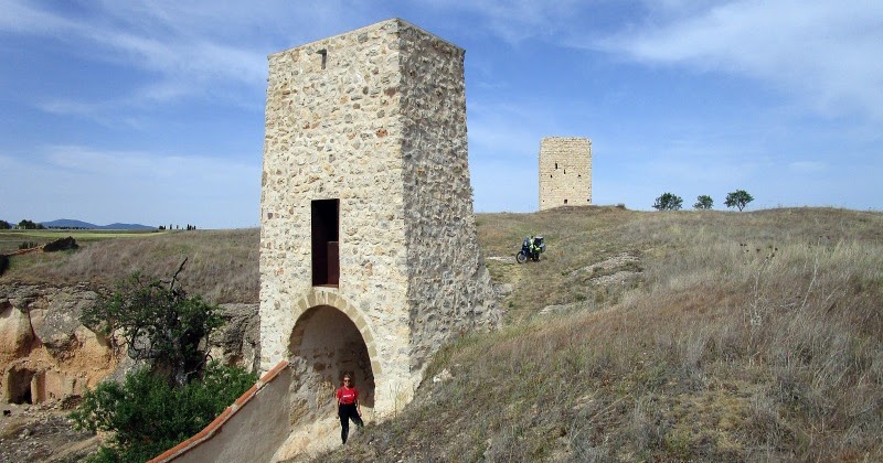 CASTILLOS DE ESPAÑA By Gatho CASTILLO DE LANGA DEL CASTILLO (ZARAGOZA).