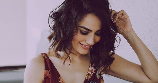 Surbhi Jyoti Hd Wallpaper And Best Pictures Collection Bollywood Popular