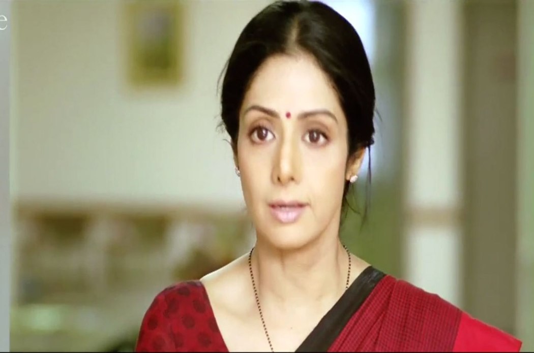English Vinglish Movie Review Trailer B4Night Photos