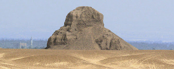 Pirâmide de Amenemhet