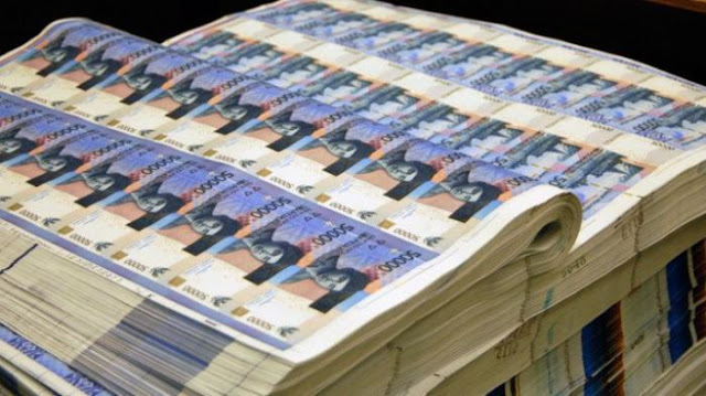 Keren! Selain Rupiah, Indonesia Juga Cetak Uang Negara Lain Keren! Selain Rupiah, Indonesia Juga Cetak Uang Negara Lain