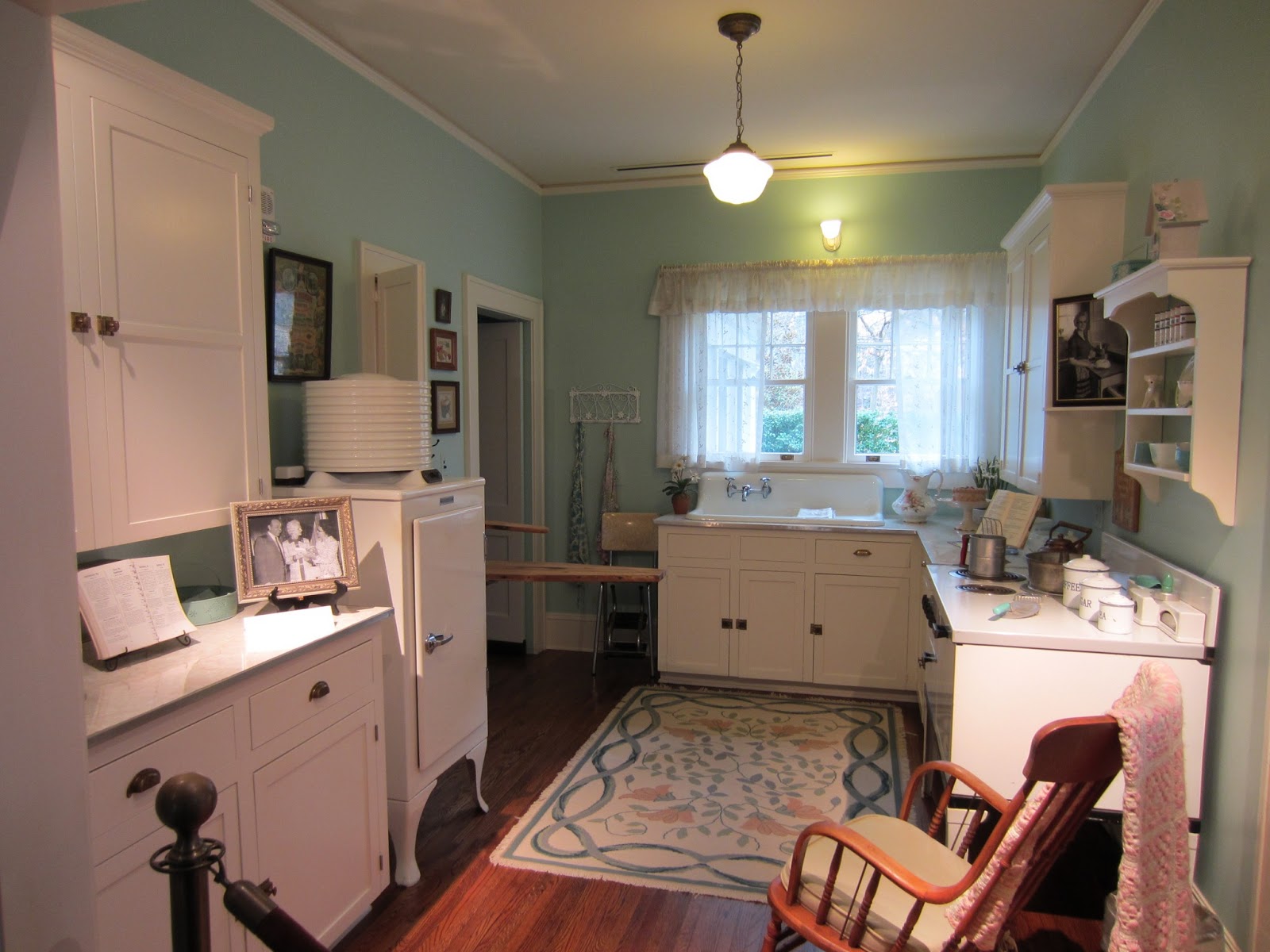 Souvenir Chronicles: CHARLOTTE, NORTH CAROLINA: THE BILLY GRAHAM ...