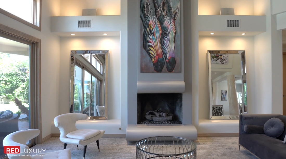 Tour 39 Princeville Ln, Las Vegas vs. 25 Interior Design Photos