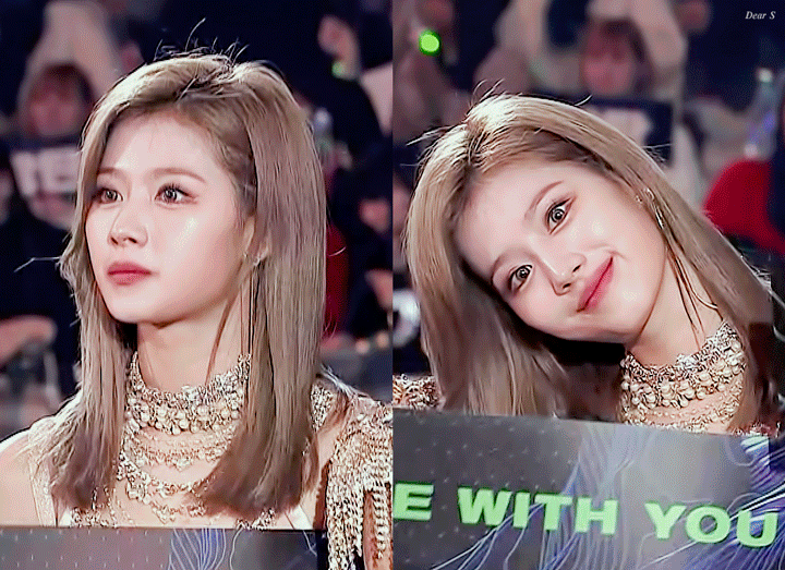 2019 MAMA 트와이스 사나