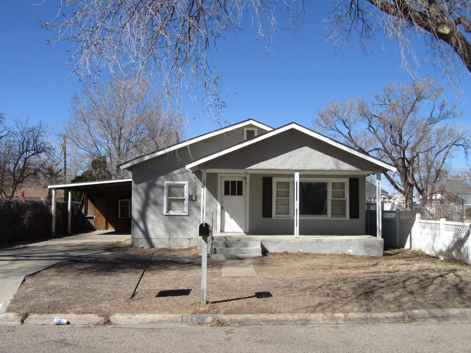 autoliterate American Houses, Dalhart, Texas