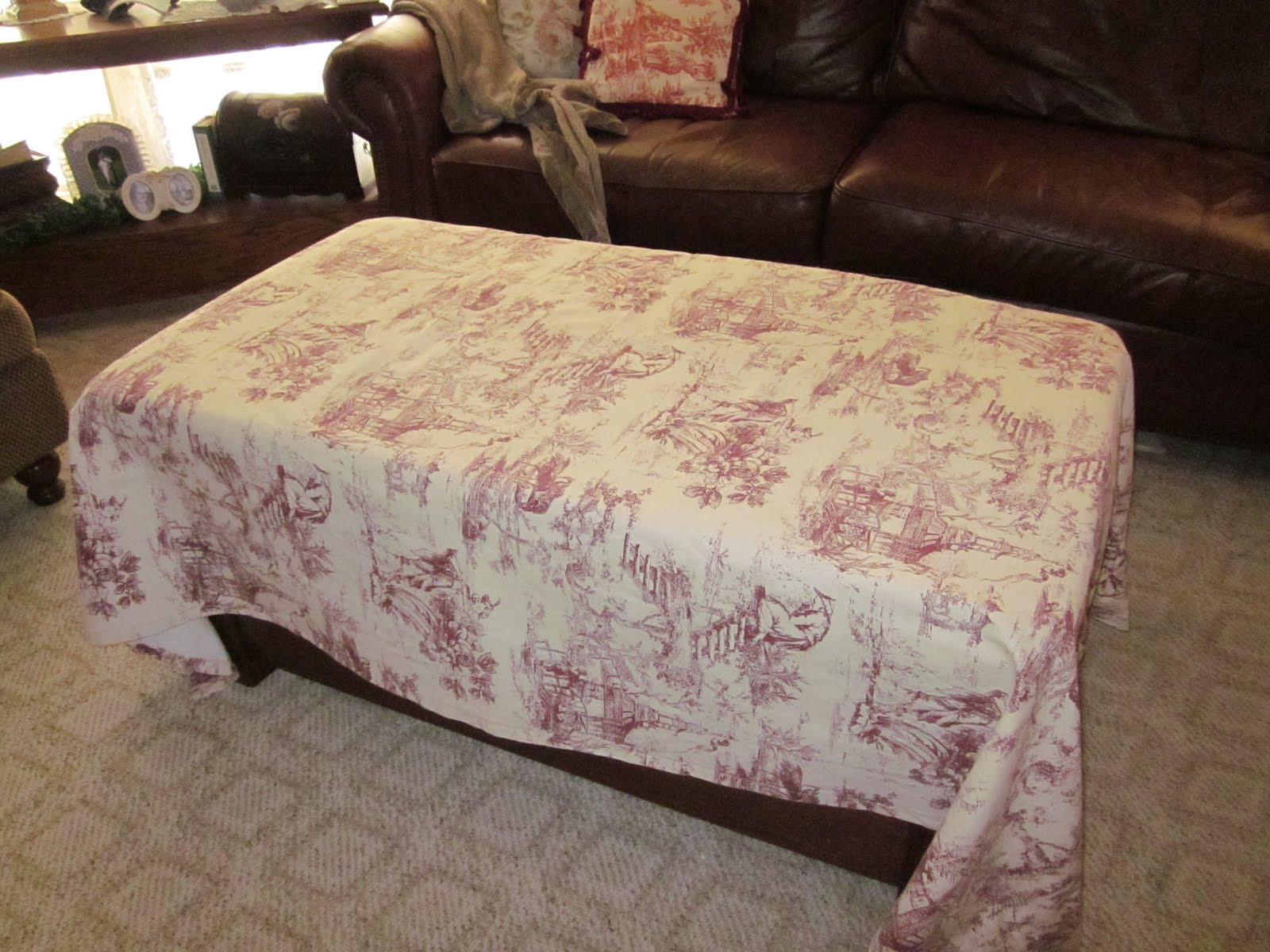 RoseChicFriends Coffee Table SlipCover