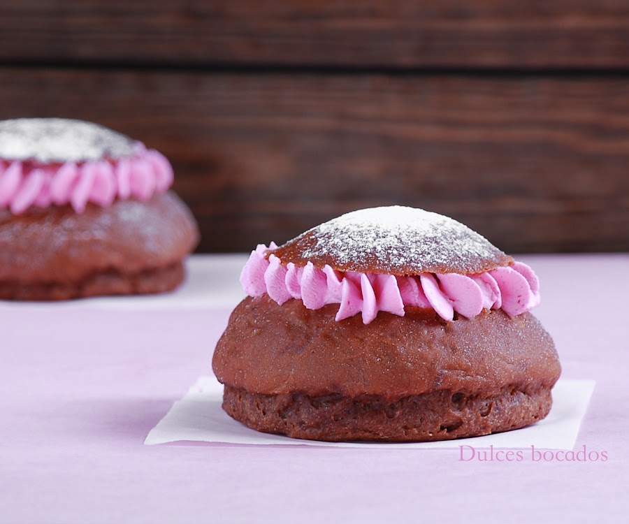 Semior, bollos suecos de chocolate y frambuesa
