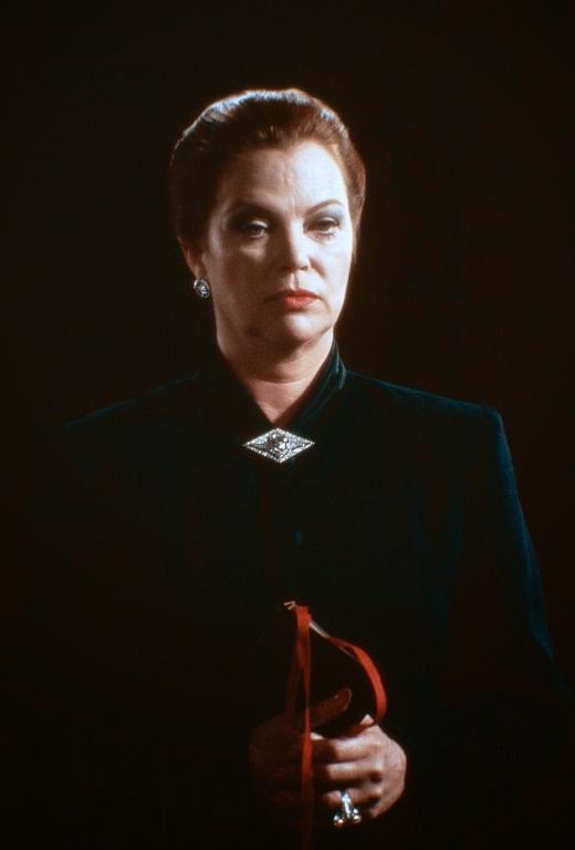 Çatıdaki Çiçekler 1987-Louise Fletcher flowers in the attic 1987 louise fletcher