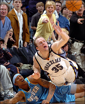 Cool Pictures 30 Great Funny Basketball Photos Are The Most