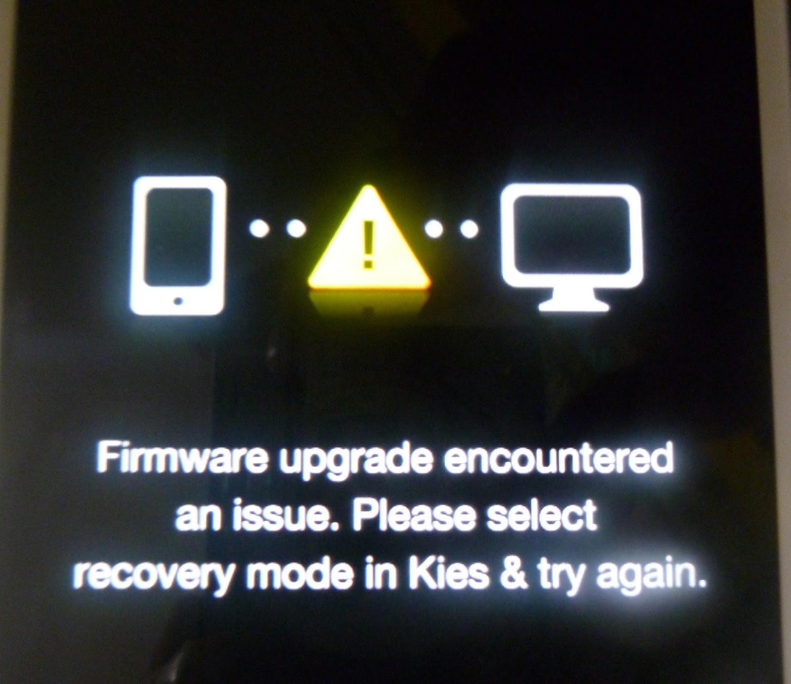 Issue encountered. Firmware upgrade encountered an Issue please select Recovery Mode in Kies try again. Recovery Mode in Kies Samsung. Планшет самсунг выдает ошибку зарядки. Черный экран и try again на андроид.