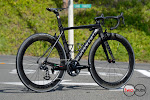  Divo ST Shimano Dura Ace R9150 Di2 Campangolo Bora Ultra 35 Complete Bike at twohubs.com 