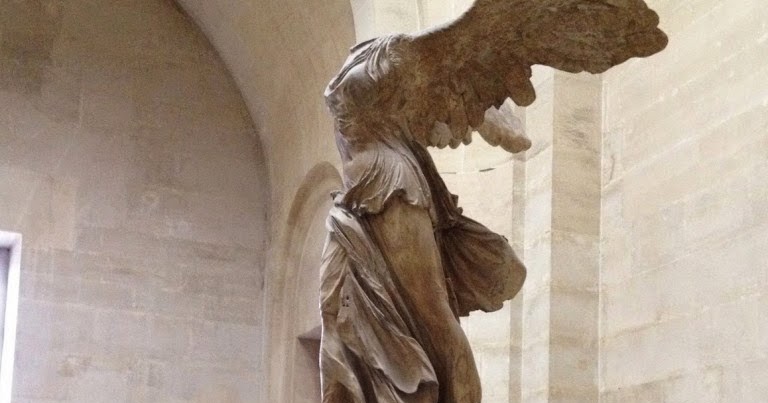 Viver Paris As Melhores Dicas De Paris A Imponente Victoria De Samotracia Esta De Volta Ao Louvre