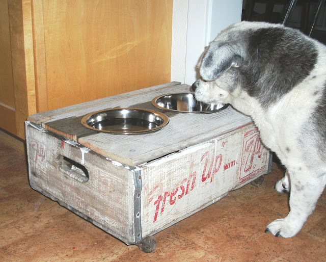DIY Upcycled 7Up Crate to Dog Dish Holder Little Vintage Cottage