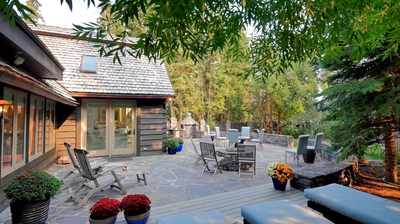 Luxury Home Interior Design Tour vs. 301 Buffalo Street, Banff, AB - Sotheby's International Realty Canada