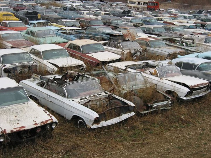 Old Car Salvage 62