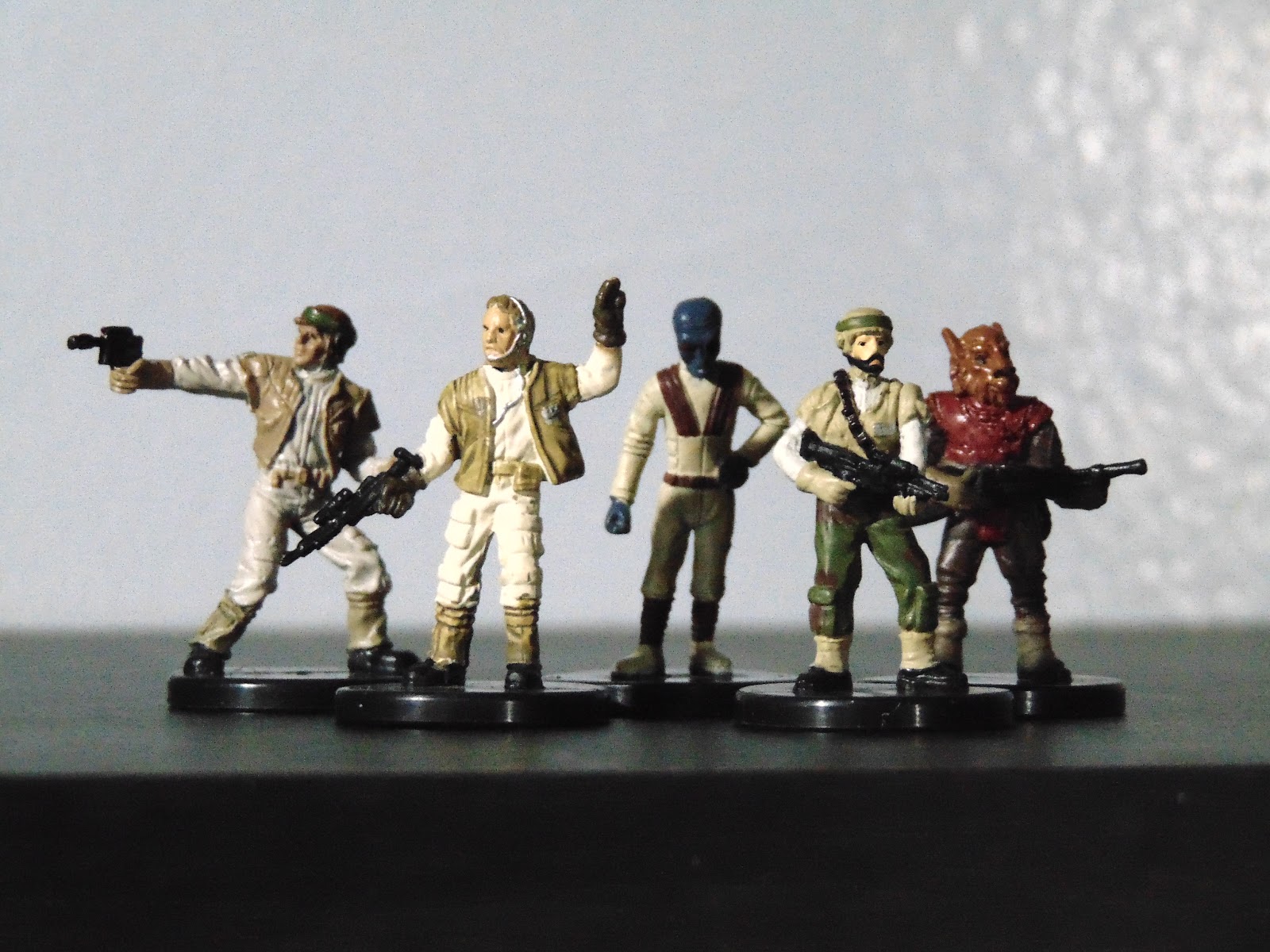 1 von 10 Figuren aussuchen 28mm Tabletop Imperial Assault Star Wars Miniatures